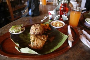 ©2013 The Amusing Muse - Lunch is served (salad, Rice & Beans, chicken, potato salsa), Bocuare, Costa Rica, 2/13/2013